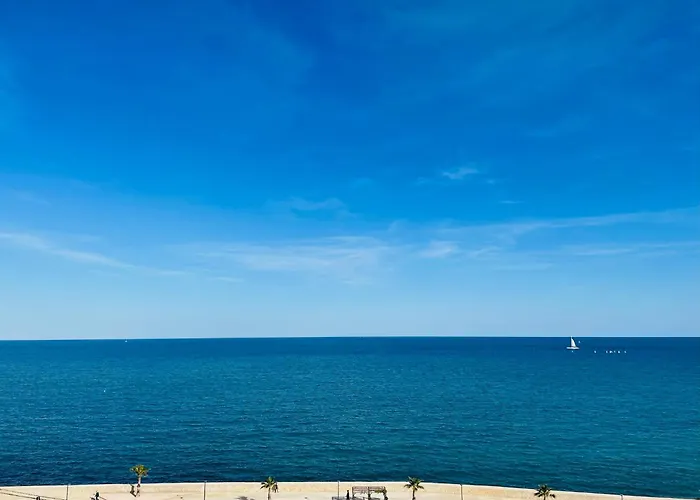 Alicante City Center Beach Front